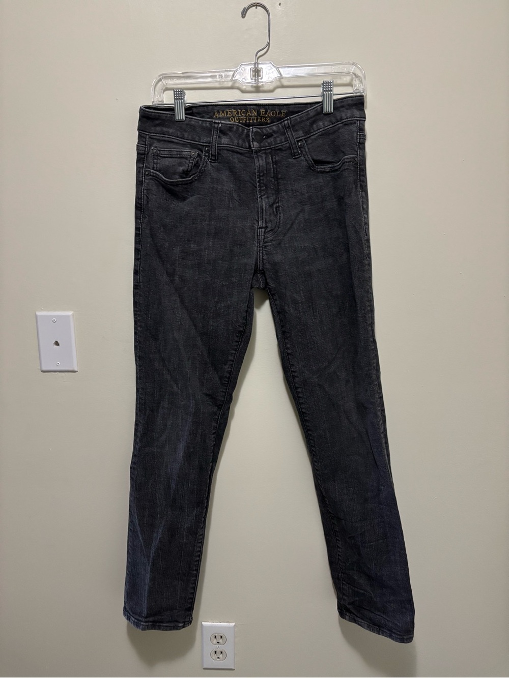 American Eagle Outfitters Men's Washed Black Slim Straight Jeans (30x30)